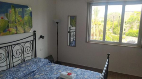Отель Aziza House, Палермо